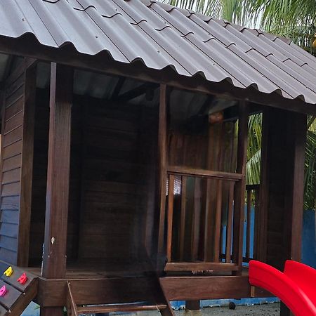 Casa Tiga Homestay Besut Kampung Kuala Besut Exterior foto